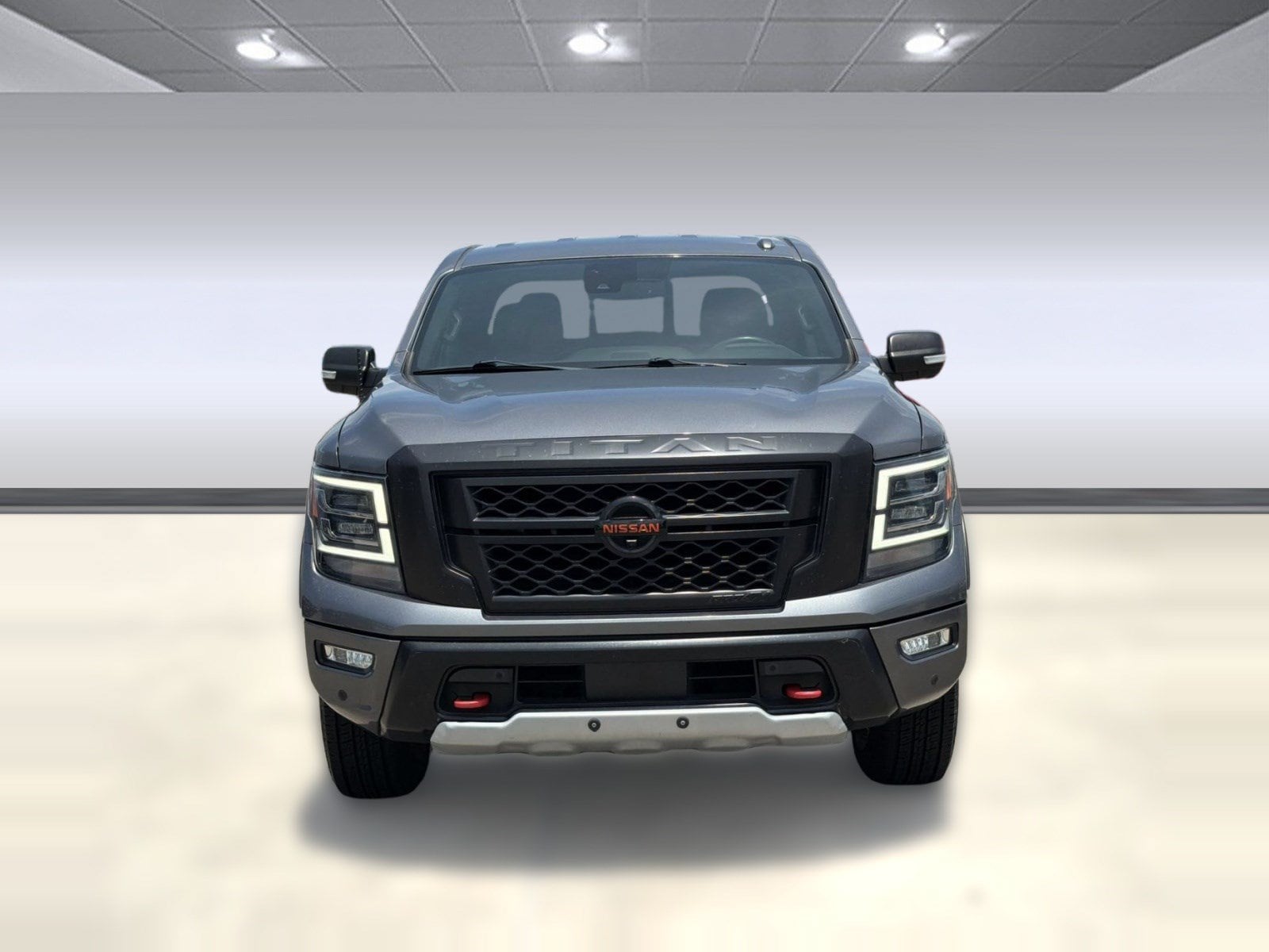 Titan Crew Cab PRO-4X 4x4 Truck