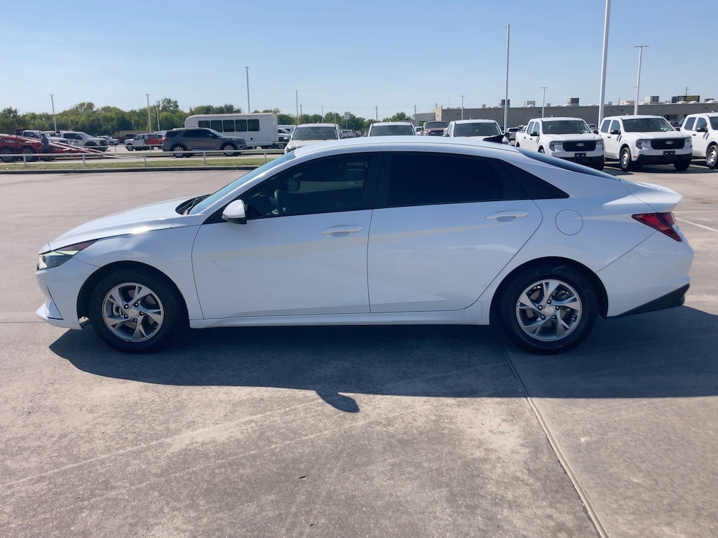 Used 2021 Hyundai Elantra SE