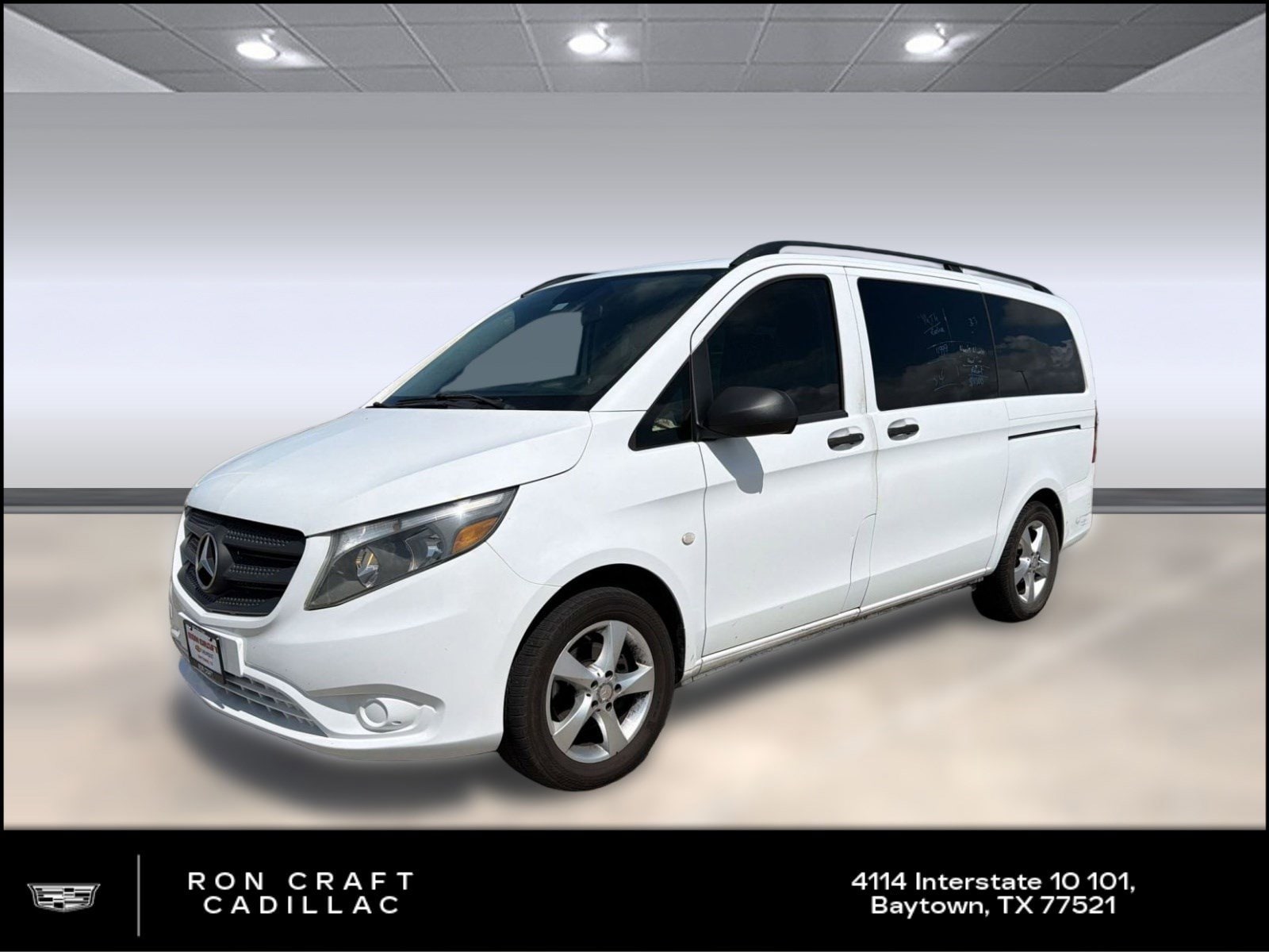 2016 Mercedes-Benz Metris Passenger Van