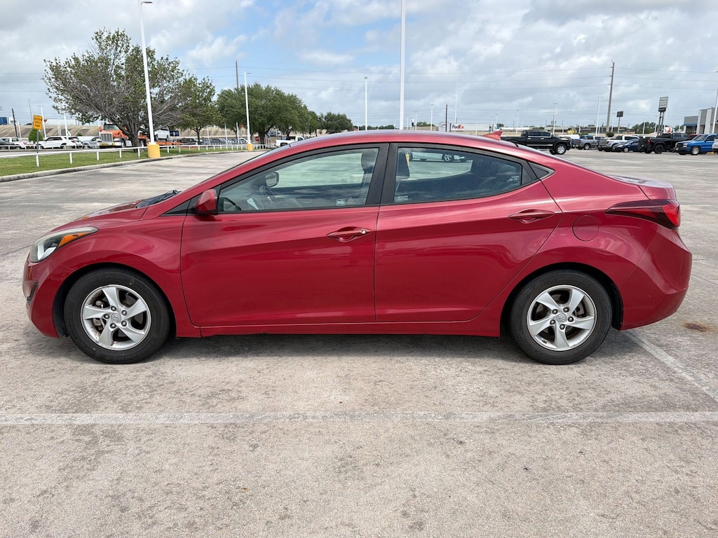 Used 2015 Hyundai Elantra SE Sedan