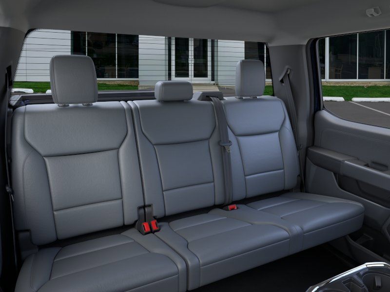 2025 Ford F-150 Lightning Flash - Photo 11