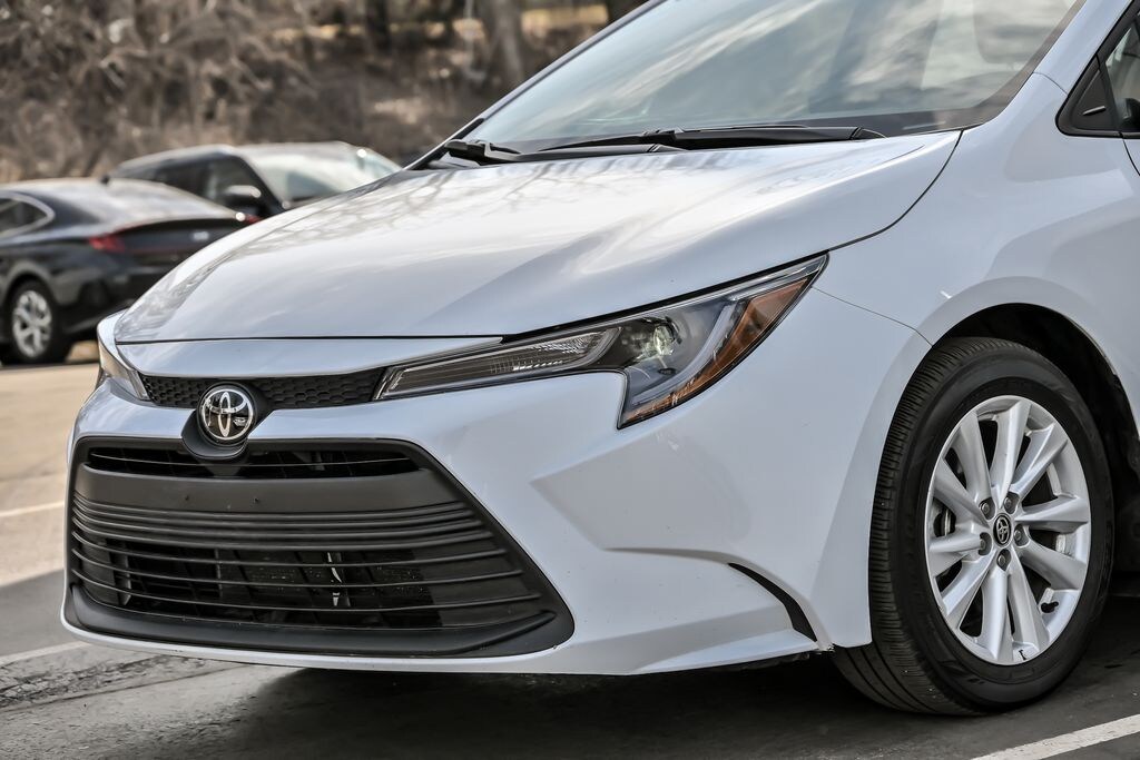 Used 2024 Toyota Corolla LE Sedan