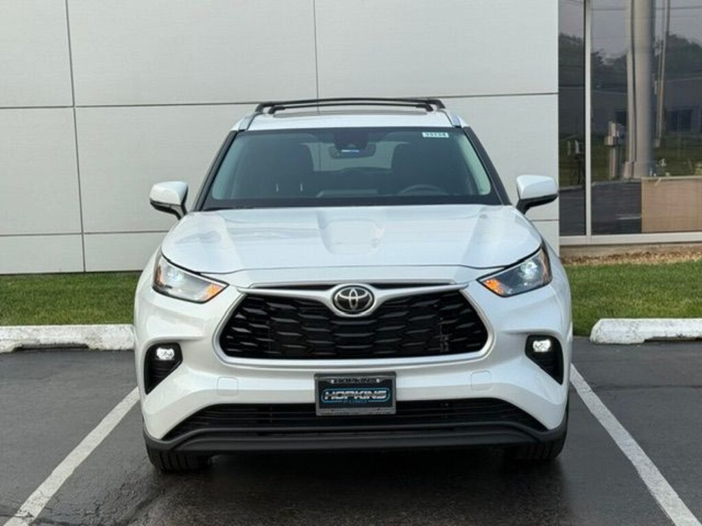 Used 2024 Toyota Highlander XLE SUV