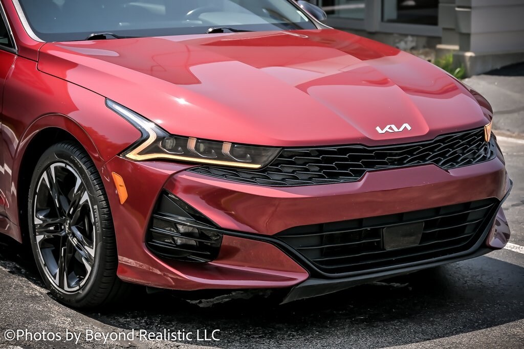 2023 Kia K5 GT-Line photo 2