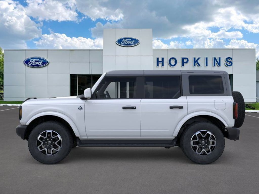 New 2026 Ford Bronco Outer Banks SUV