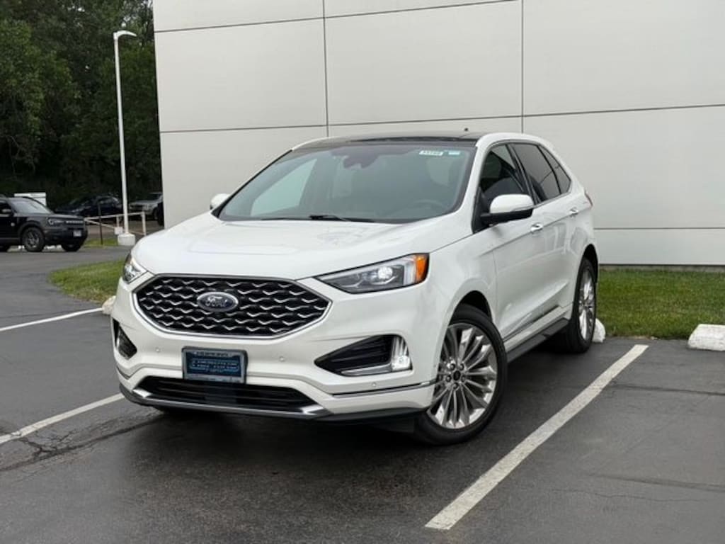 Used 2022 Ford Edge Titanium SUV