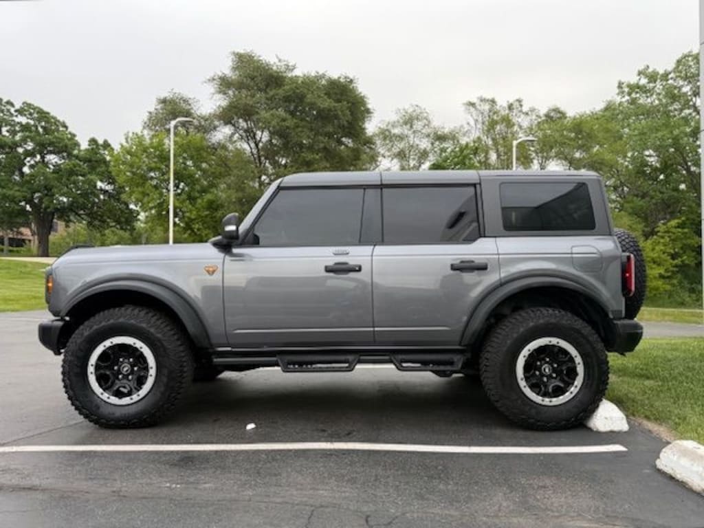 Used 2023 Ford Bronco Badlands SUV