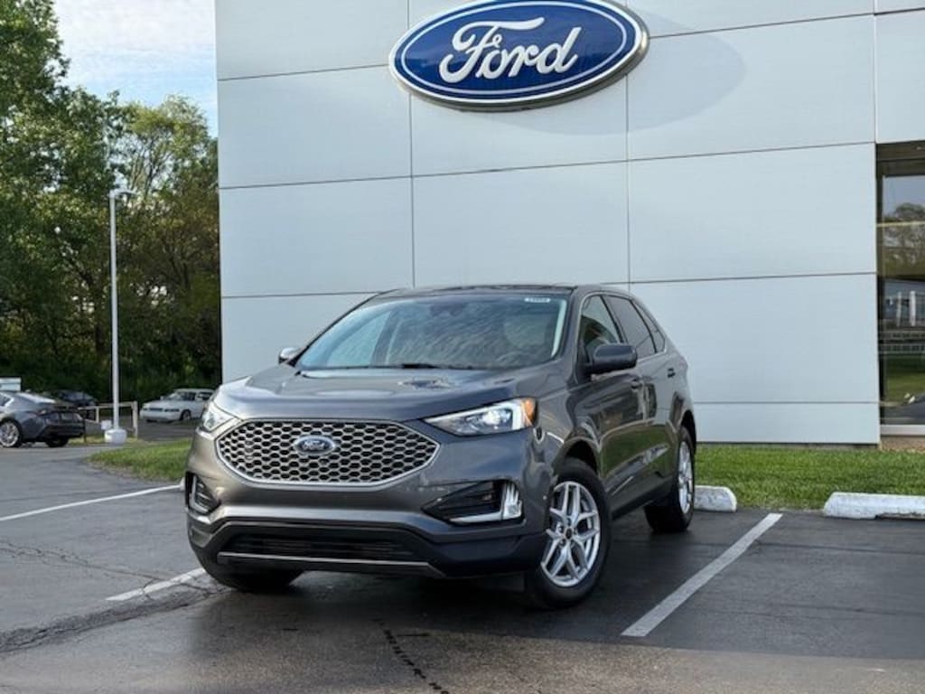 Used 2023 Ford Edge SEL SUV