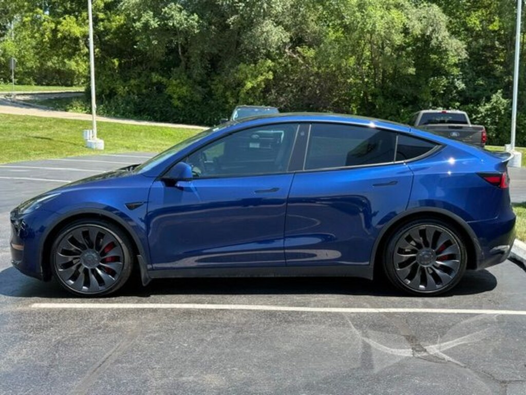Used 2022 Tesla Model Y Performance SUV