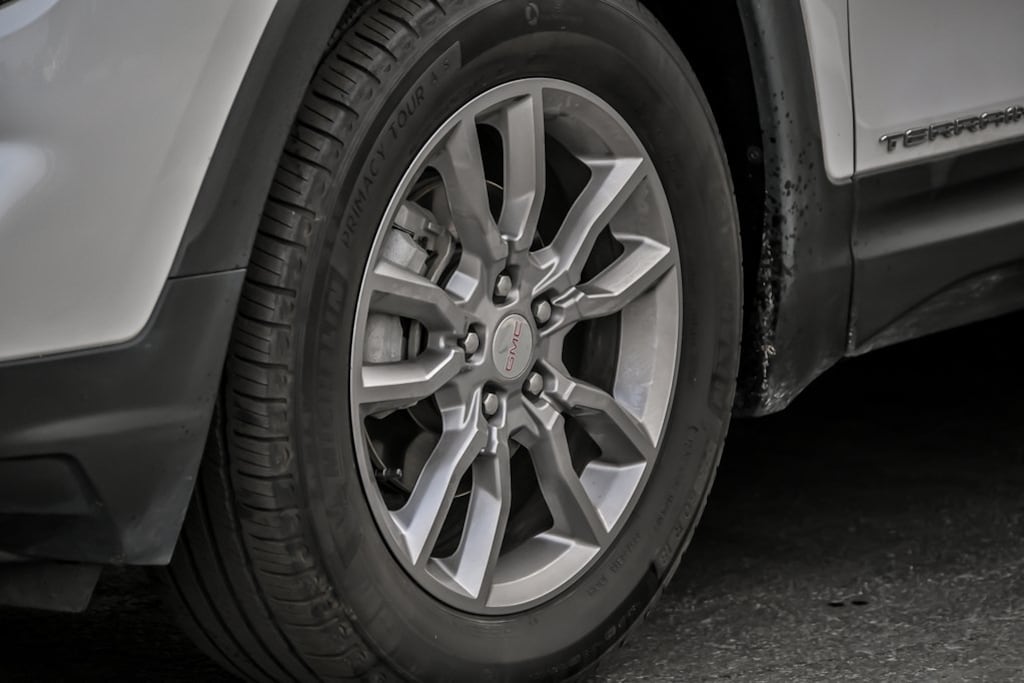 Used 2022 GMC Terrain SLT SUV