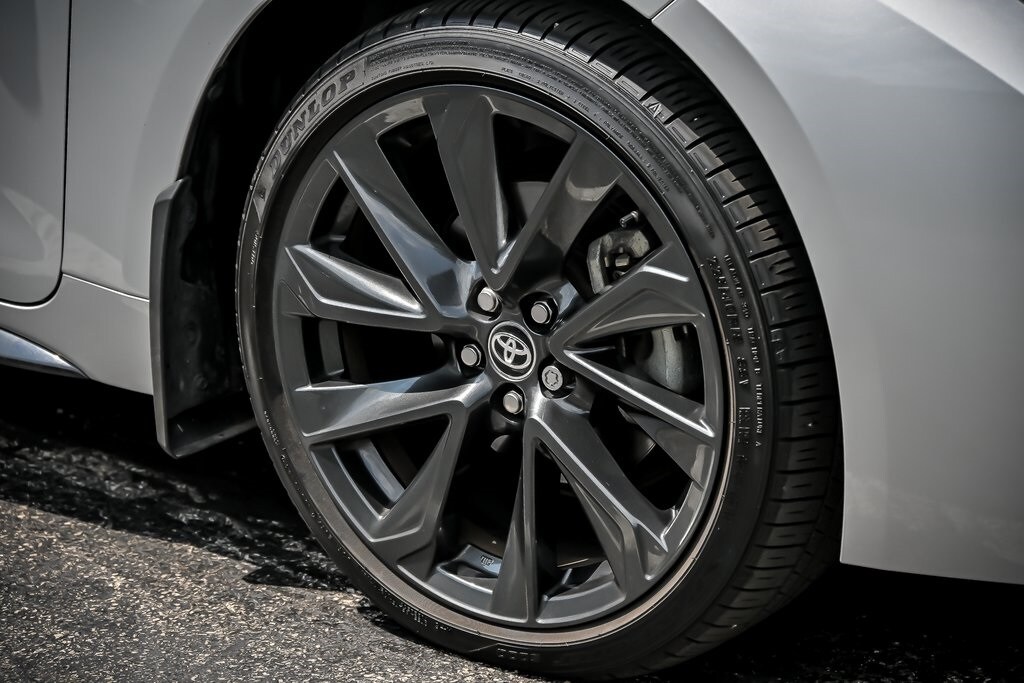 2023 Toyota Corolla SE photo 2