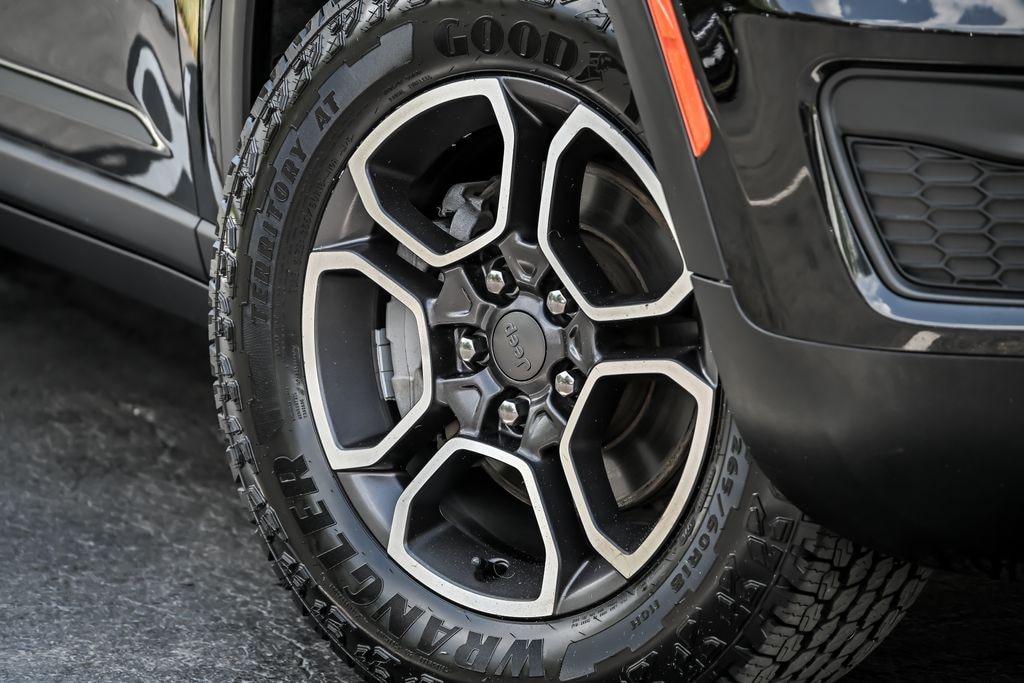 Used 2022 Jeep Grand Cherokee Trailhawk SUV
