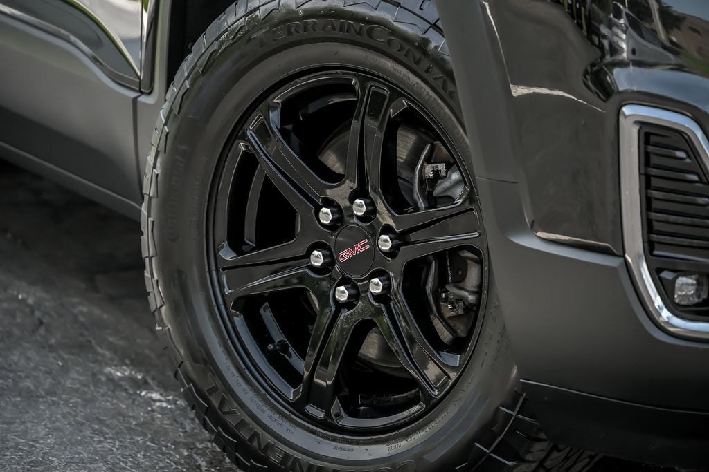 Used 2023 GMC Acadia AT4 SUV