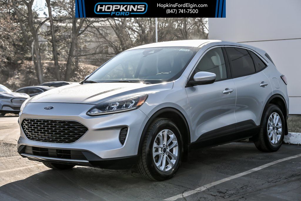 2020 Ford Escape SE