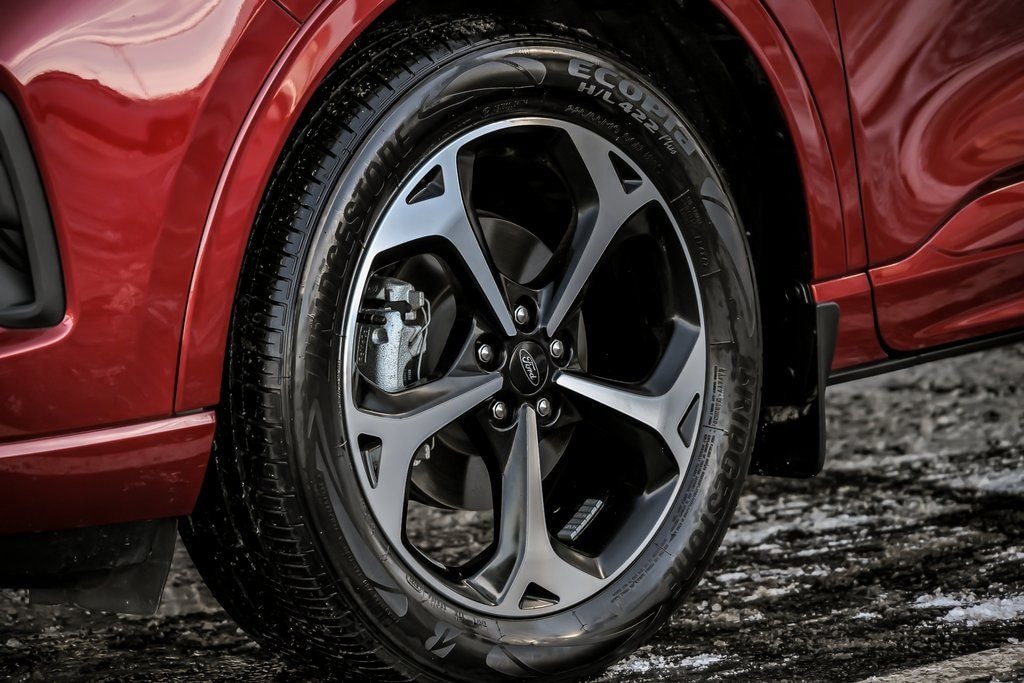 Used 2024 Ford Escape ST-Line Select SUV