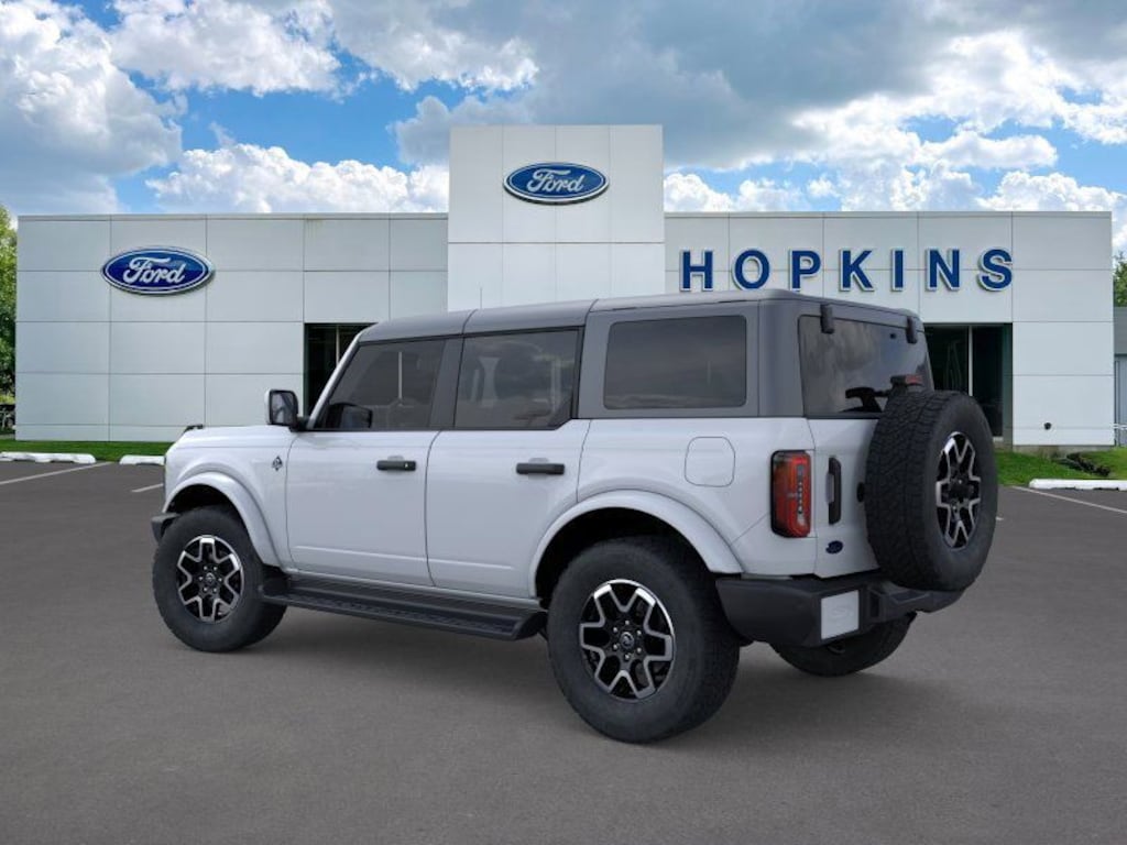 New 2026 Ford Bronco Outer Banks SUV