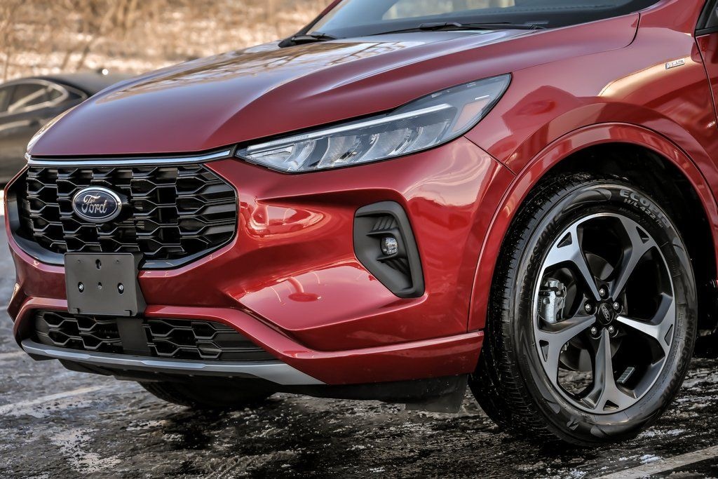 Used 2024 Ford Escape ST-Line Select SUV