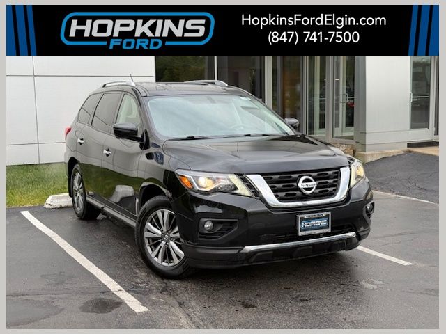 2018 Nissan Pathfinder SL 2WD's photo