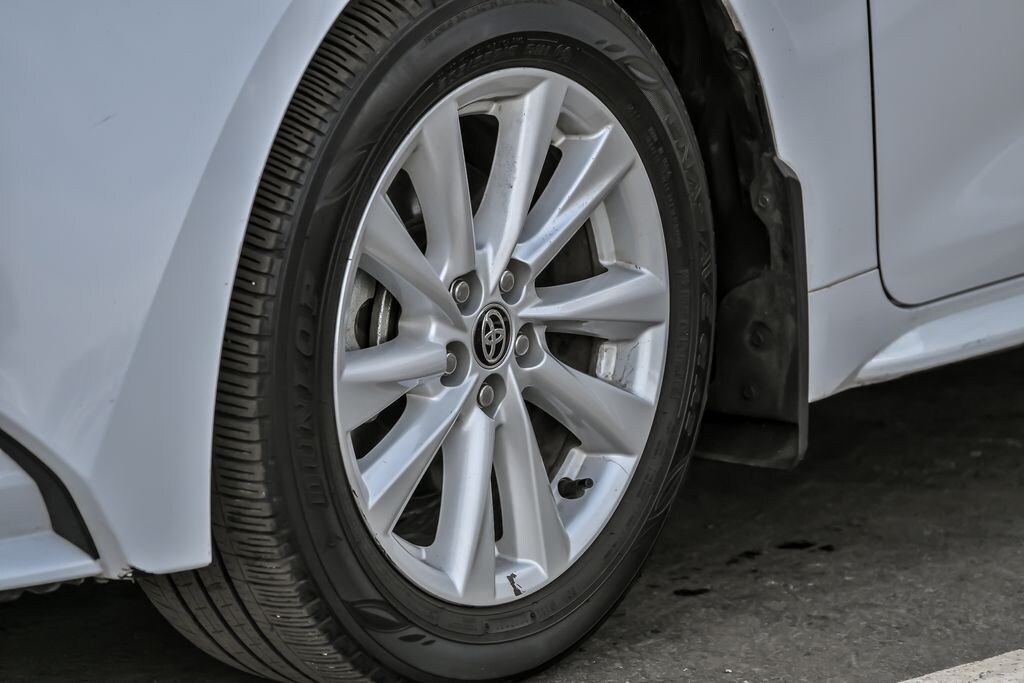Used 2024 Toyota Corolla LE Sedan