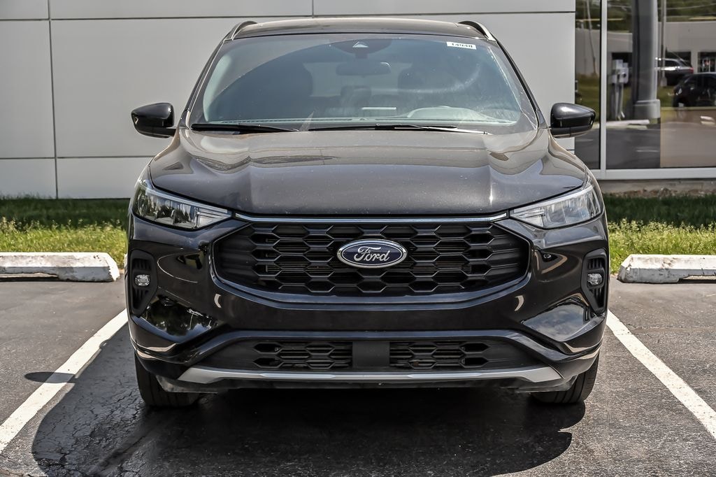 Used 2023 Ford Escape ST-Line Select SUV
