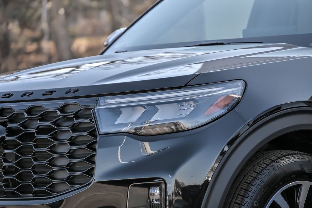 Used 2025 Ford Explorer ST-Line SUV