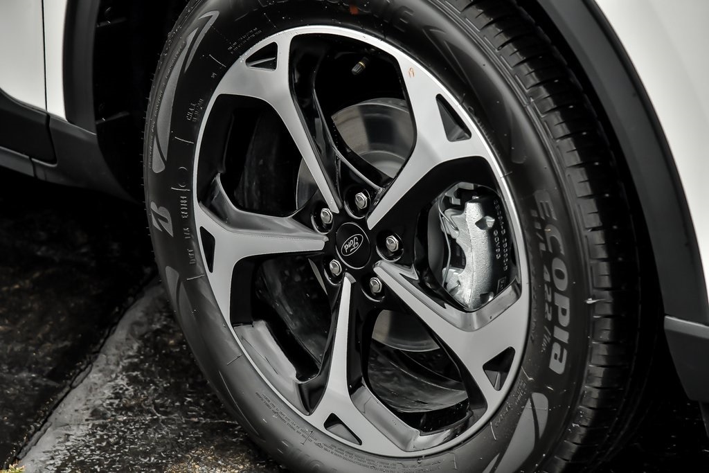 New 2025 Ford Escape ST-Line Select SUV