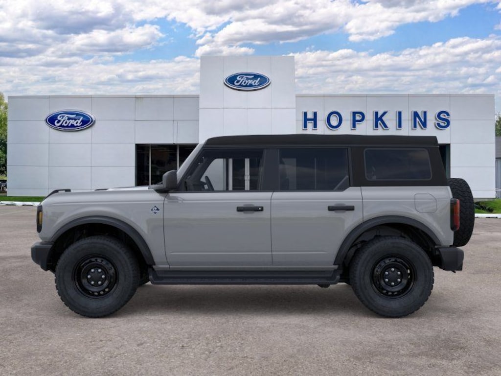 New 2026 Ford Bronco Outer Banks SUV