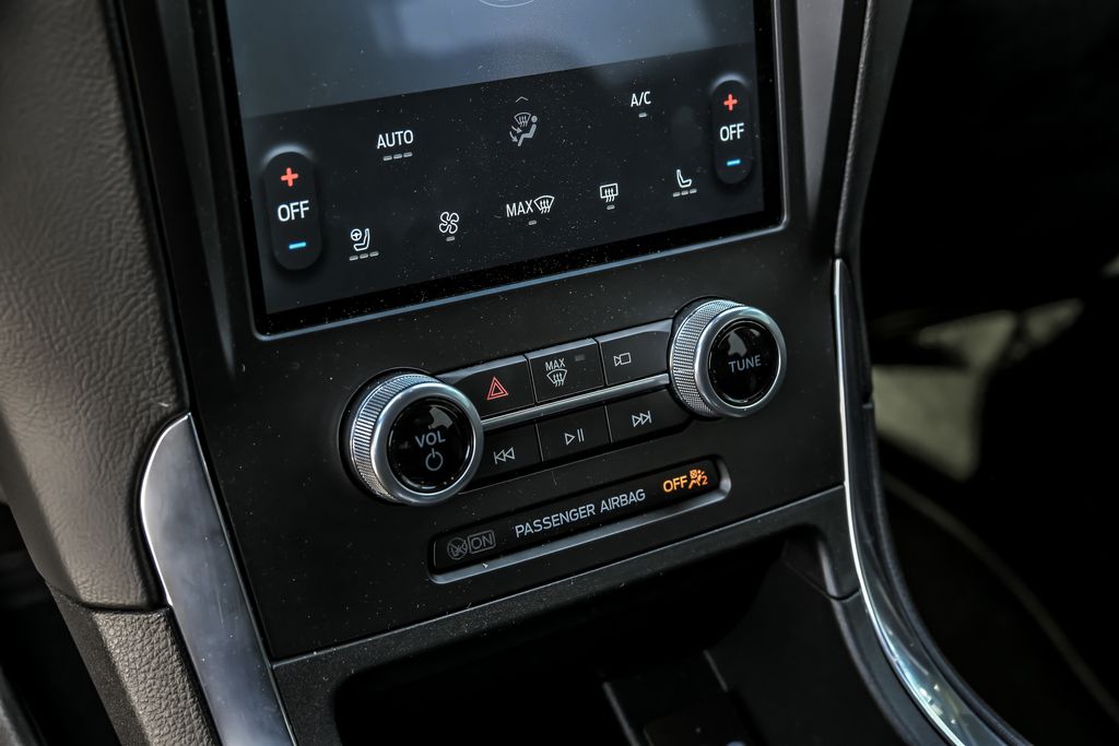 2022 Ford Edge ST - Photo 25