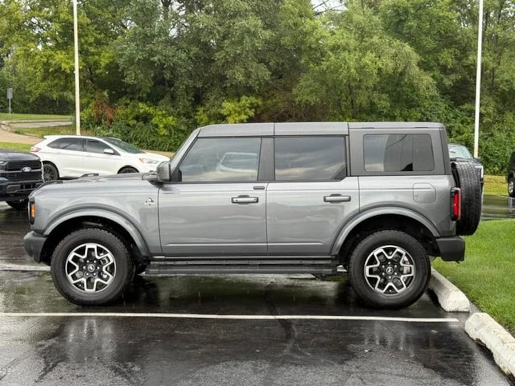 Used 2024 Ford Bronco Outer Banks SUV