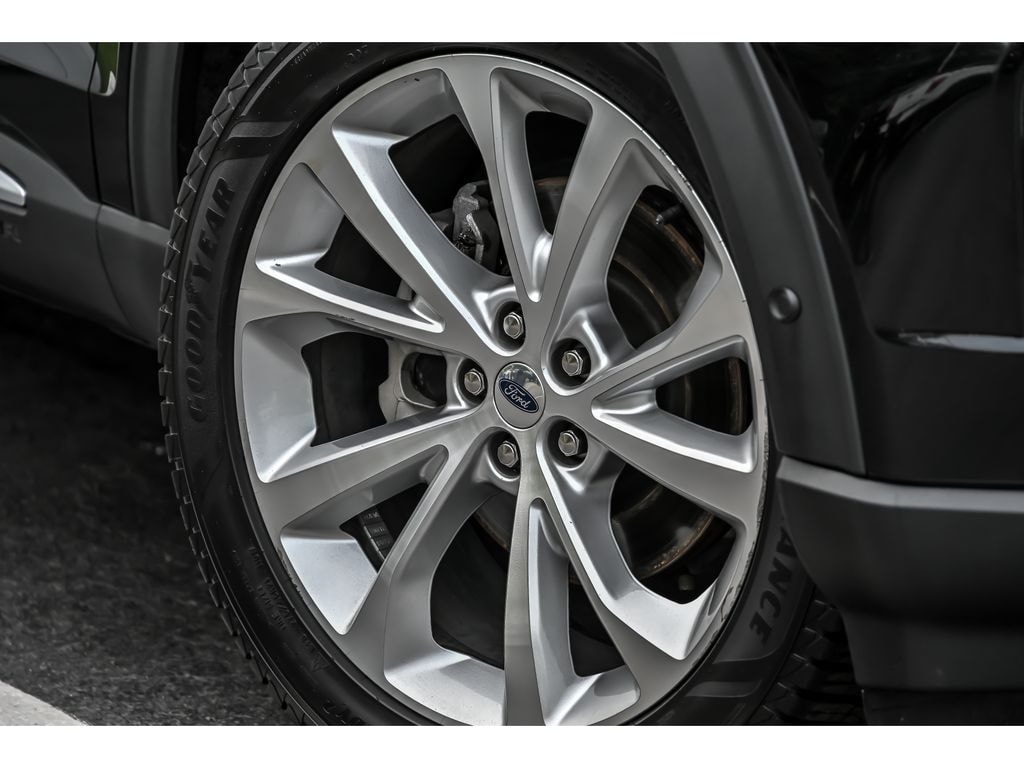 Used 2022 Ford Explorer Platinum SUV