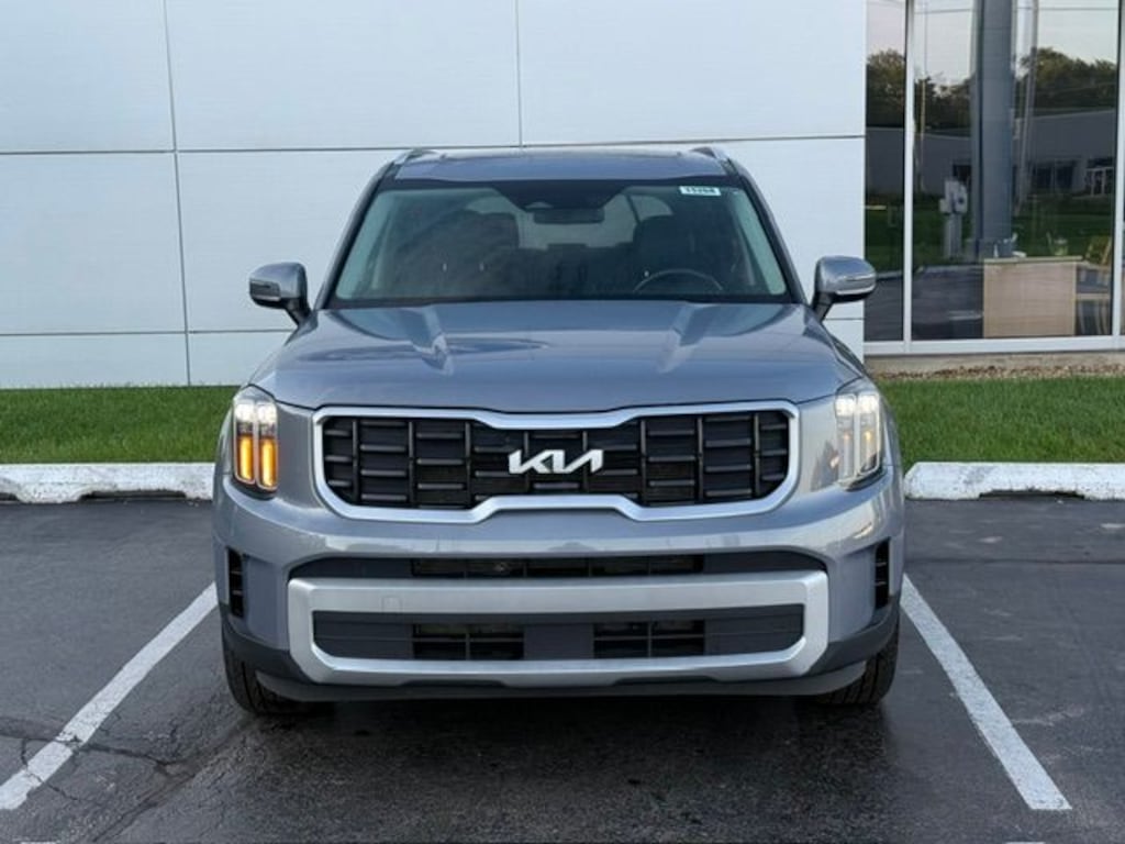 Used 2024 Kia Telluride S SUV