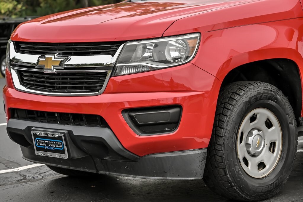 2016 Chevrolet Colorado Work Truck photo 2