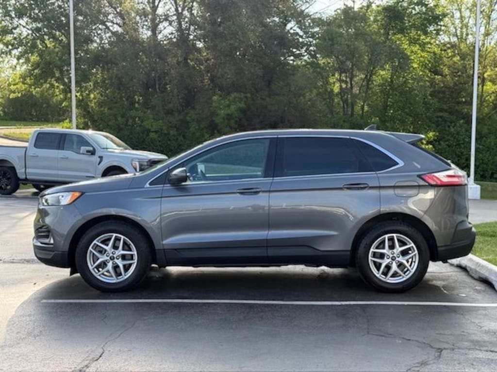 Used 2023 Ford Edge SEL SUV