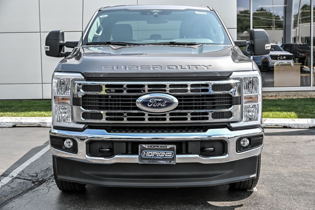 Used 2025 Ford F-250SD XLT Truck