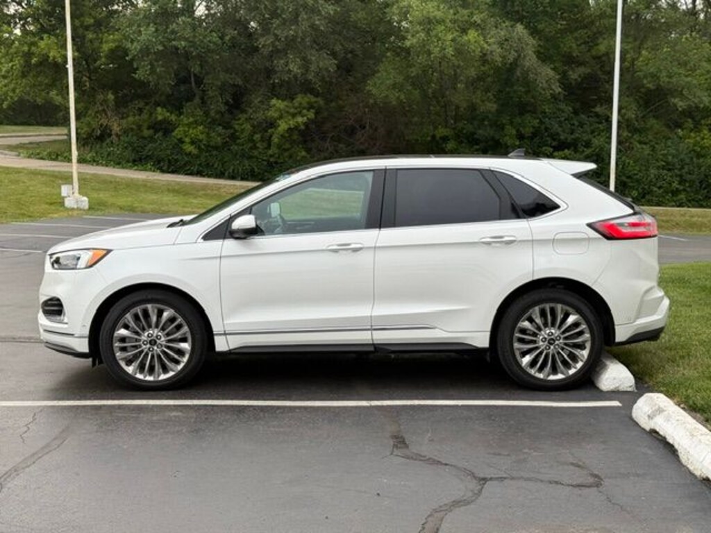 Used 2022 Ford Edge Titanium SUV