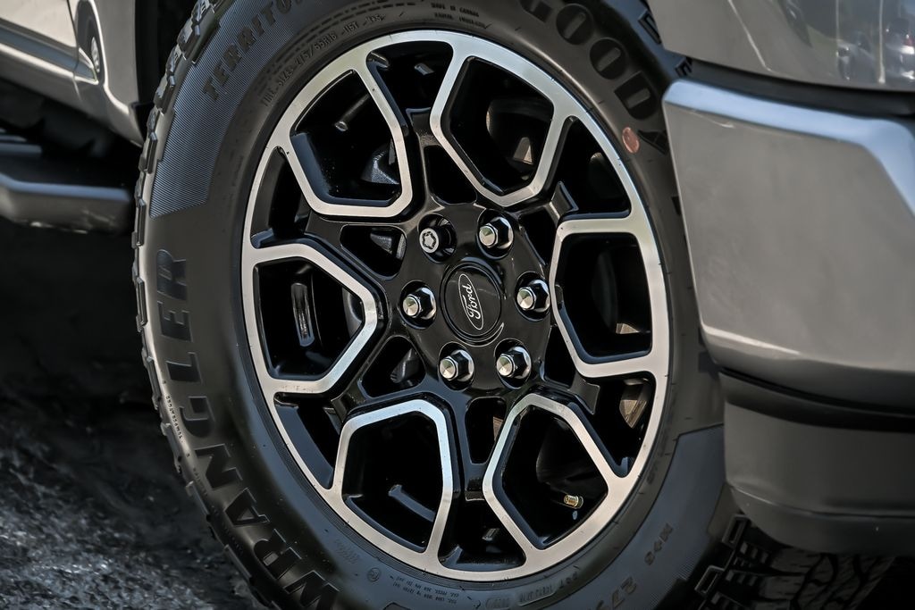 Used 2023 Ford F-150 XLT Truck