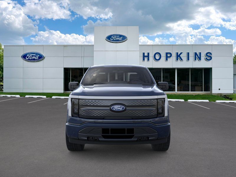 2025 Ford F-150 Lightning Flash - Photo 6