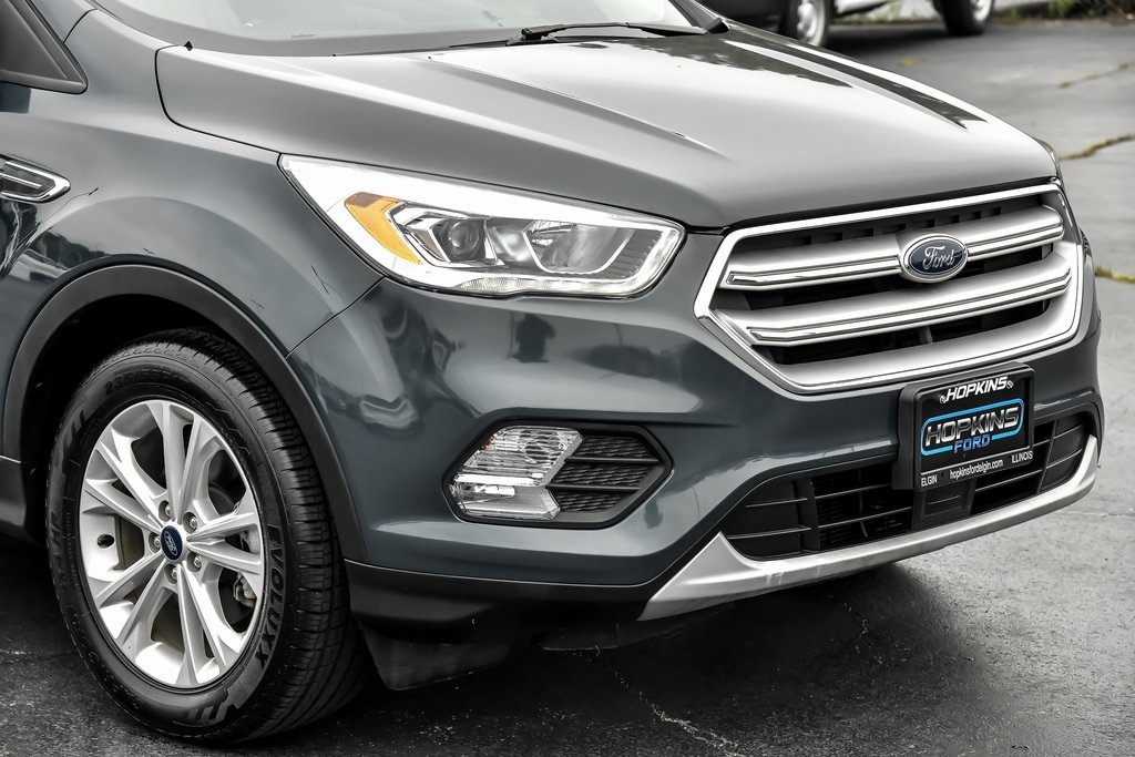 Used 2019 Ford Escape SEL with VIN 1FMCU0HD6KUB45494 for sale in Elgin, IL