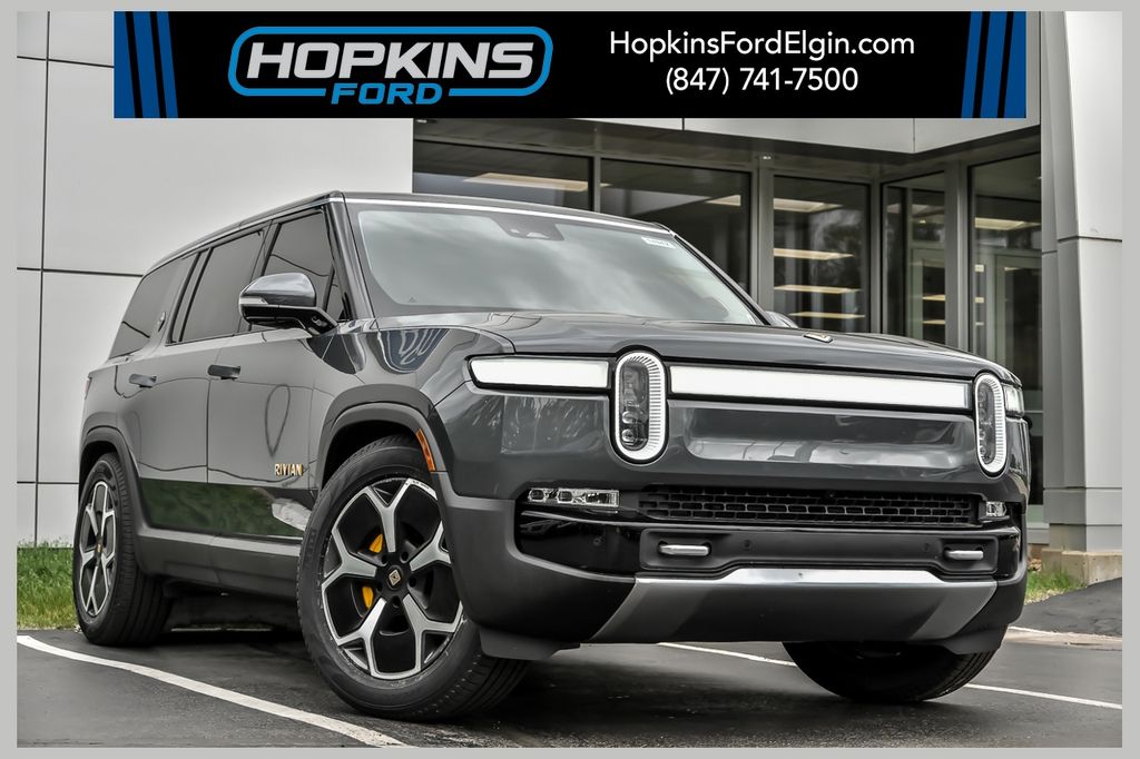 2023 Rivian R1S Adventure Quad-Motor Large Pack's photo