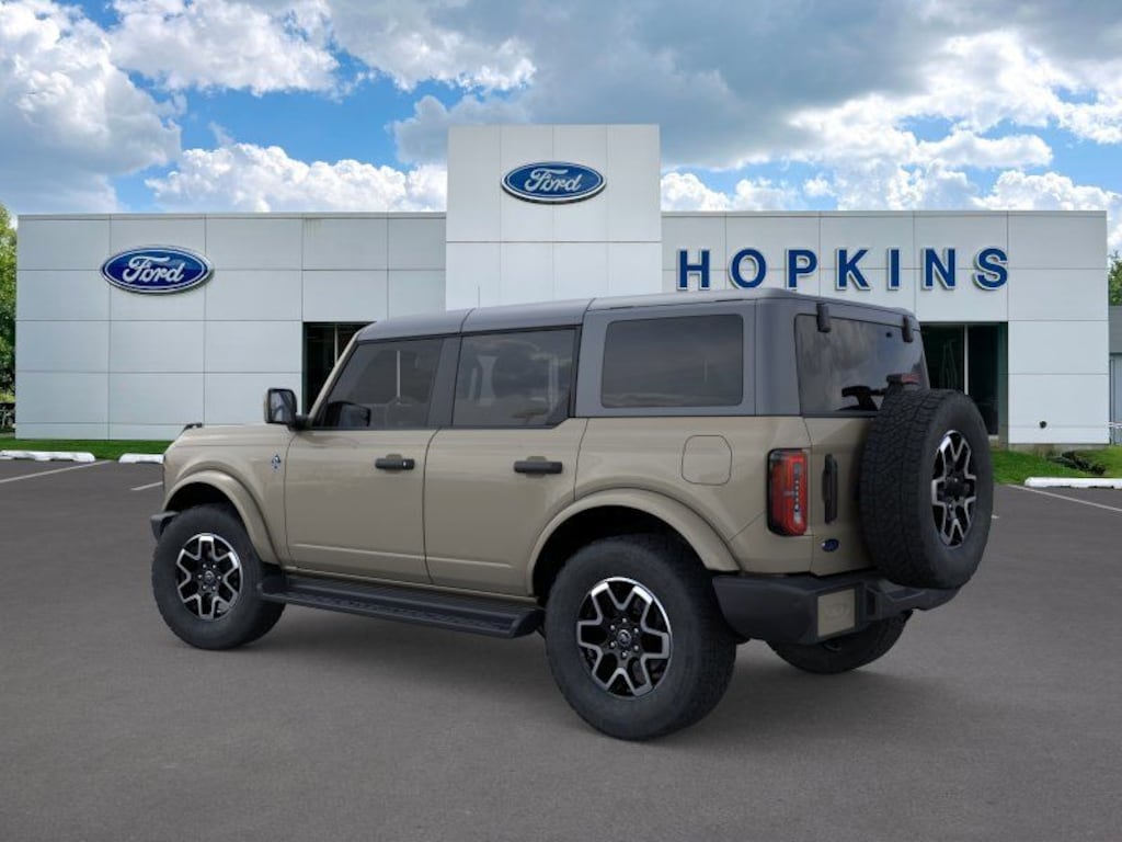 New 2026 Ford Bronco Outer Banks SUV