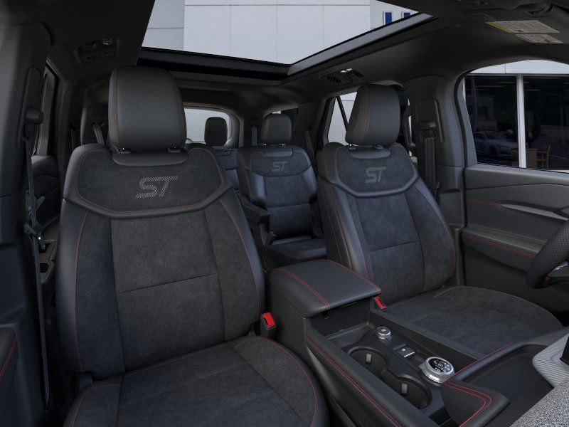 2026 Ford Explorer ST - Photo 10