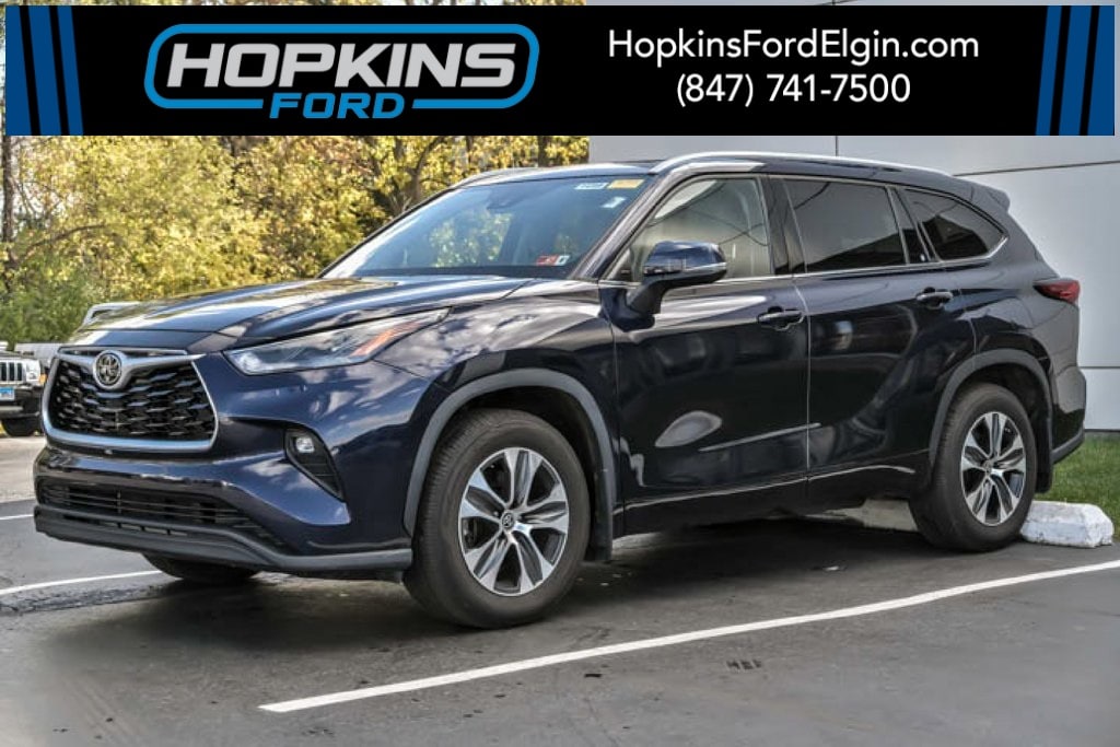 2022 Toyota Highlander XLE's photo