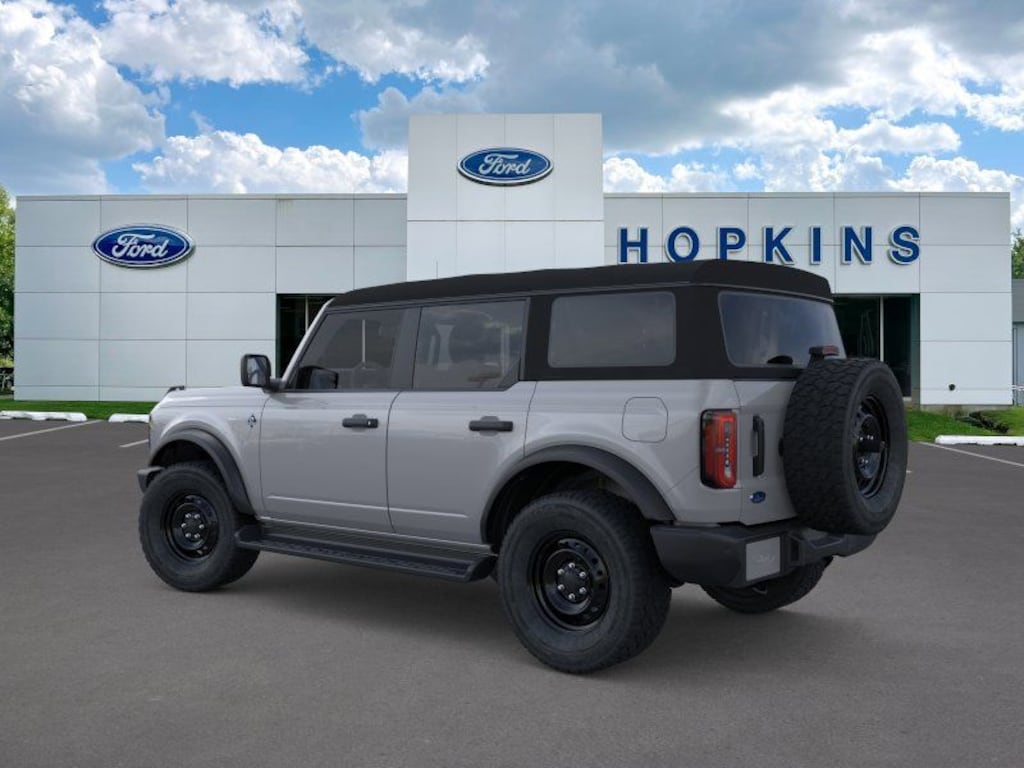 New 2026 Ford Bronco Outer Banks SUV