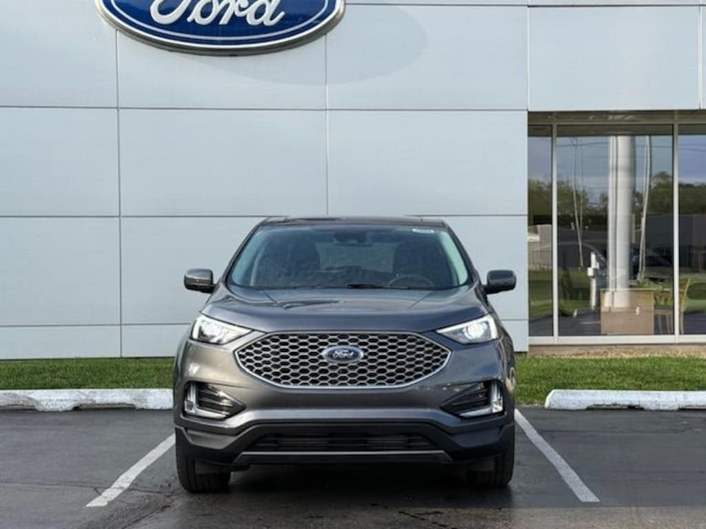 Used 2023 Ford Edge SEL SUV