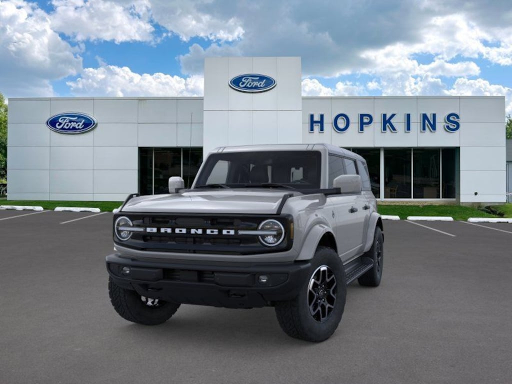 New 2026 Ford Bronco Outer Banks SUV