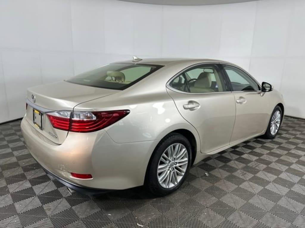 Used 2013 Lexus ES 350 4dr Sdn Sedan