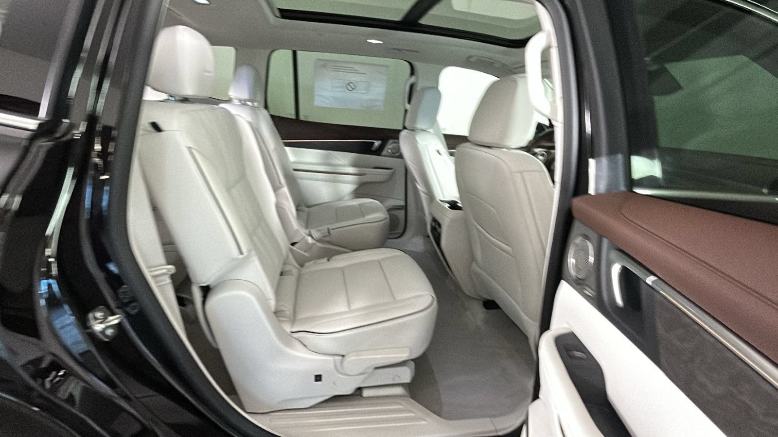 2026 Buick Enclave Avenir - Photo 32