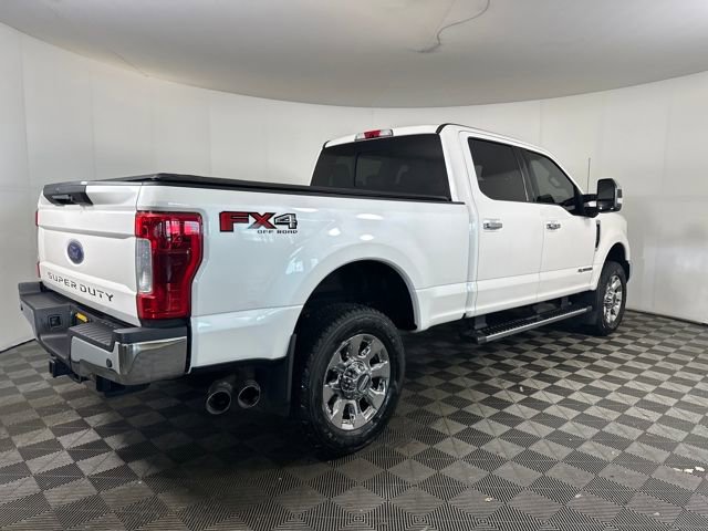 2019 Ford F-350 Lariat photo 3