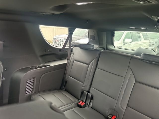 2026 GMC Yukon XL Denali - Photo 23