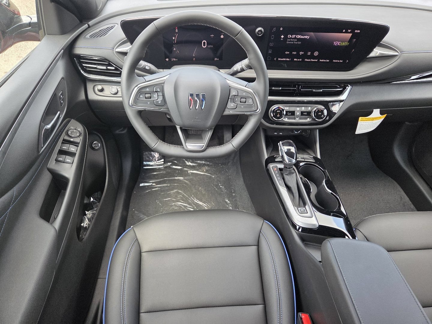 2026 Buick Envista Sport Touring - Photo 4